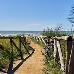 Beachfront Cozy Flat 1-bedroom With Balcony Bibione
