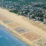 Apartman Beachfront Cozy Flat 1-bedroom With Balcony
