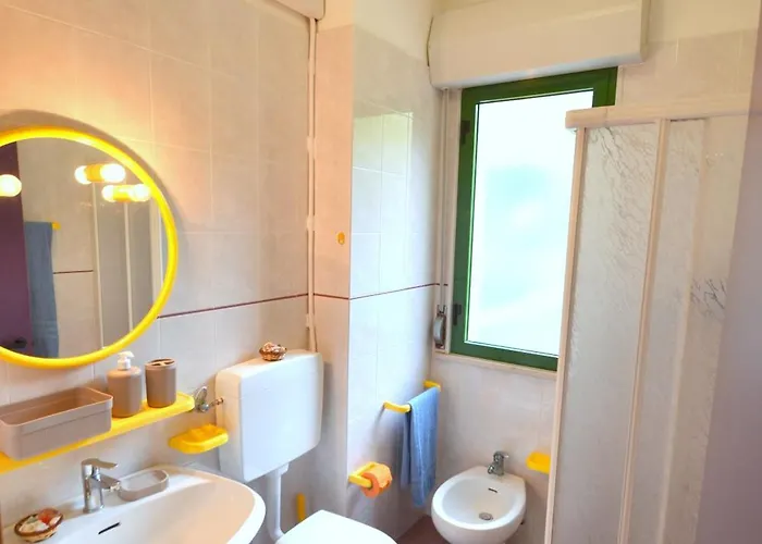 Beachfront Cozy Flat 1-bedroom With Balcony Daire