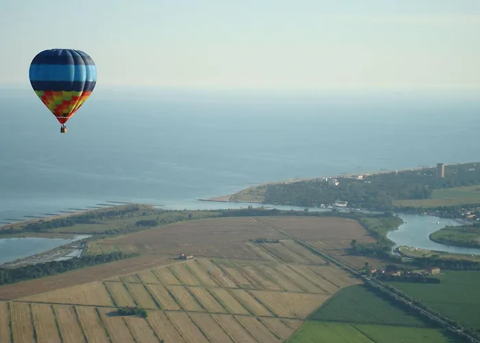 Beachfront Cozy Flat 1-bedroom With Balcony Daire *