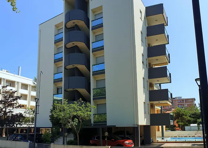 Beachfront Cozy Flat 1-bedroom With Balcony Daire