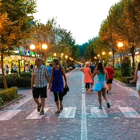 Beachfront Cozy Flat 1-bedroom With Balcony 아파트 *