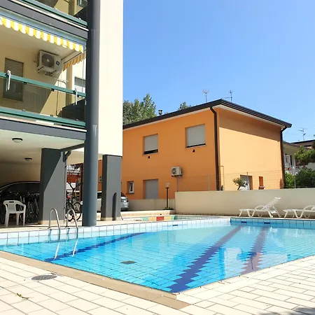 Beachfront Cozy Flat 1-bedroom With Balcony Daire *