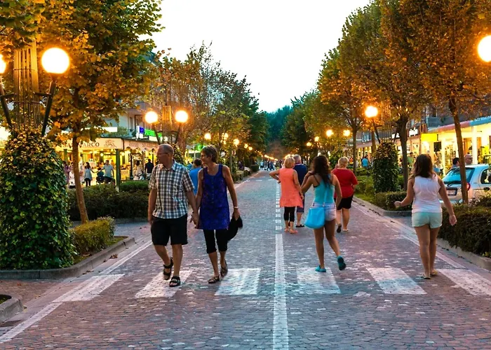 Beachfront Cozy Flat 1-bedroom With Balcony Апартаменты *